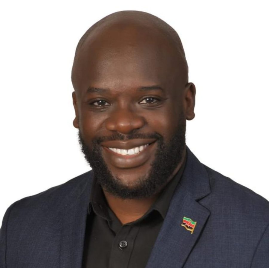 Haron Owalo, portrait